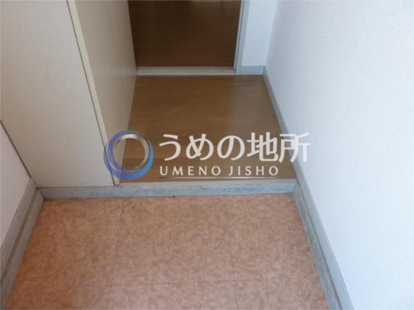 ﾜﾝﾊﾞｲﾜﾝ（105） 玄関
