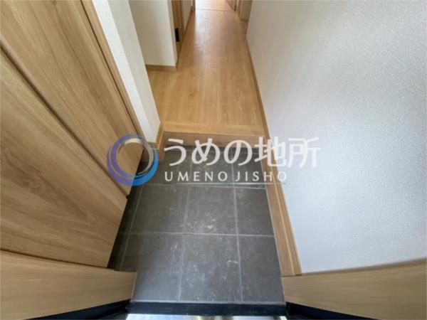 Lluz津福公園（303） 玄関