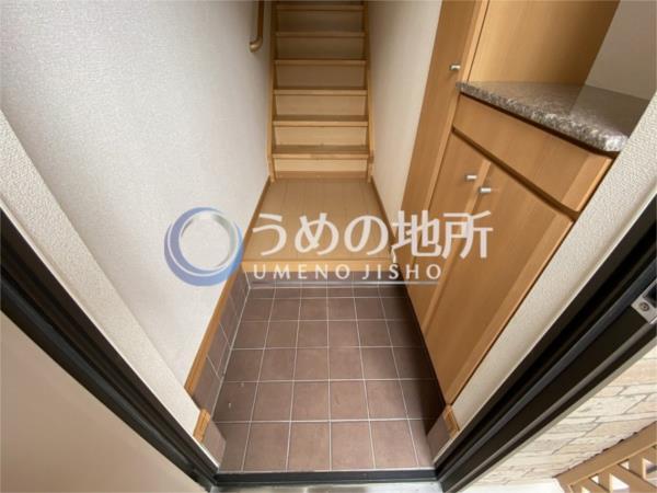 ｷｬﾄﾙﾌｫｲﾙ（202） 玄関