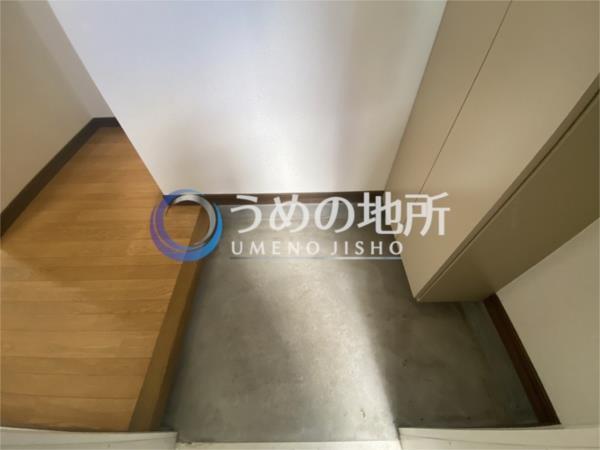 上津ｺｰﾎﾟB棟（101） 玄関