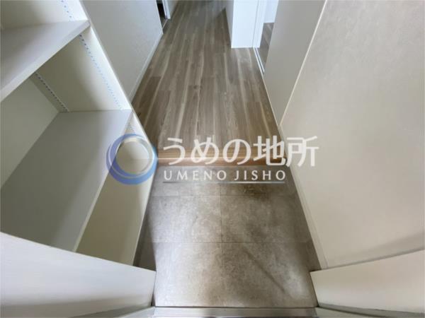 ｻﾝﾋﾙｽﾞ花畑（203） 玄関