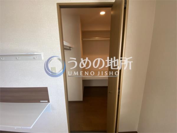 ﾊﾞﾃｨｰﾙ西小森野B棟（207） 収納