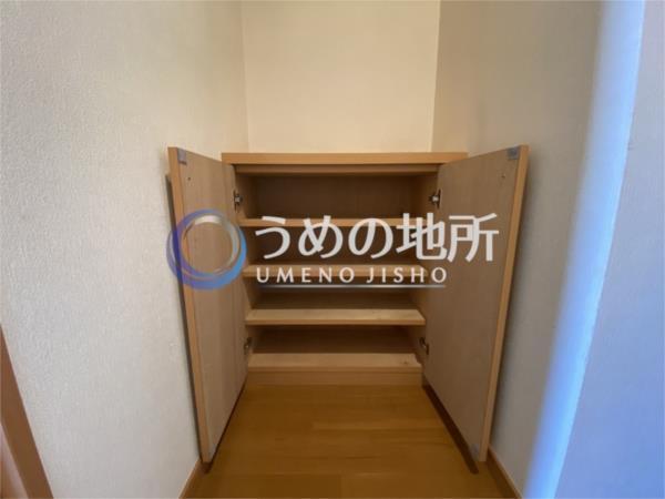 ｱｲﾋﾞｰｺｰﾄ弐番館（202） 収納