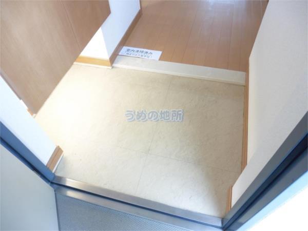 ｴｸｾﾚﾝﾄ東町（705） 玄関