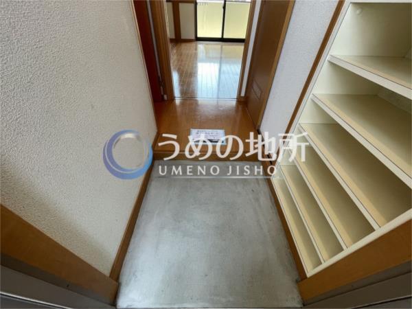 ｱ・ﾙｰﾗ東合川（202） 玄関