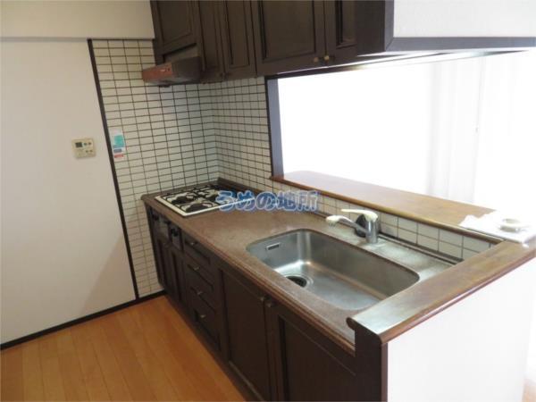 ﾗｲｵﾝｽﾞﾏﾝｼｮﾝﾏｷｼﾑ櫛原（607） キッチン