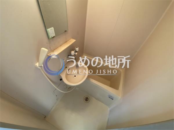 ｱｳﾞｪﾆｰﾙ御井（1C） バス／シャワー