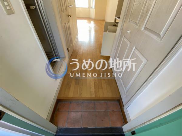 ｱｳﾞｪﾆｰﾙ御井（1C） 玄関