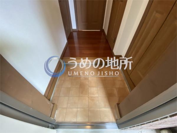 ｵｰｸﾋﾙｽﾞII（102） 玄関