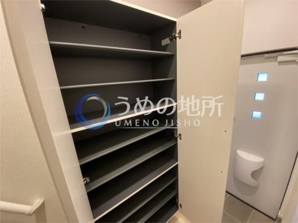 ﾋﾟｴﾓﾝﾃ愛宕（204） 収納