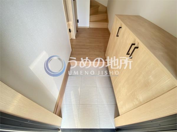 FLOW野中町（102） 玄関