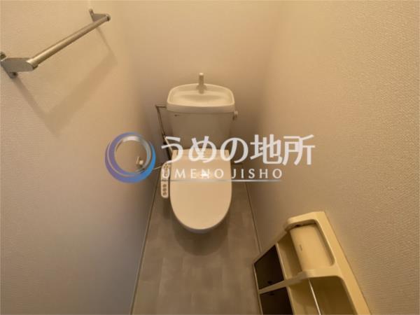 ﾆｭｰﾗｲﾌつぶくB棟（1期）（102） トイレ