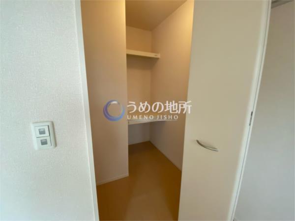 ｲｰｽﾄﾊﾟｰｸ（102） 収納