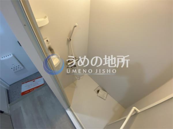 ﾗﾌｨﾈB（305） バス／シャワー