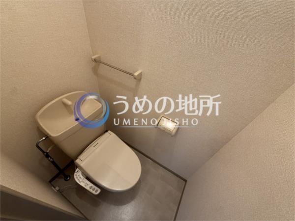 ｱｾﾞﾘｱｺｰﾄ（207） トイレ