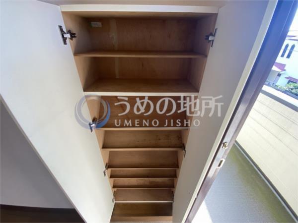 ﾊｲﾈｽｺｰﾎﾟ（203） 収納