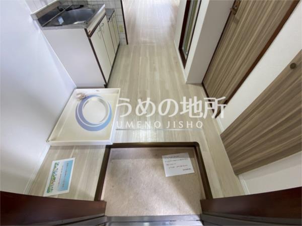 江崎ｶﾞｰﾃﾞﾝﾋﾞﾙ（205） 玄関