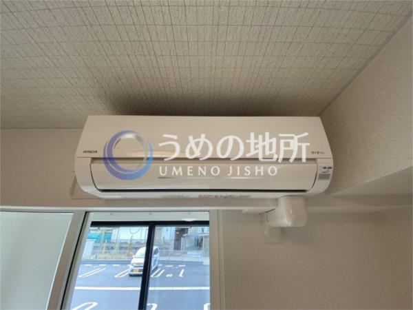 ｶﾙﾌｰﾙ上津（105） リビング