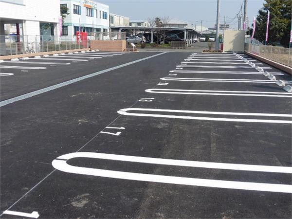 ｿﾗｰﾚ梅満（207） 駐車場