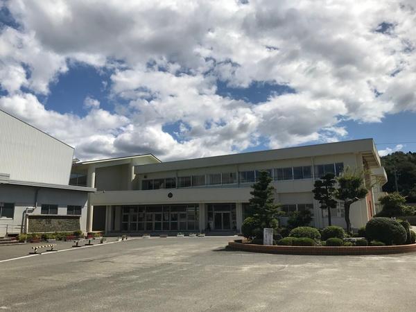 土岐市立土岐津小学校：1399m