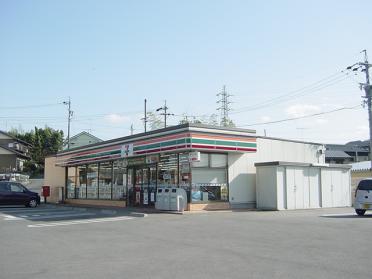 セブンイレブン御嵩町伏見店：976m