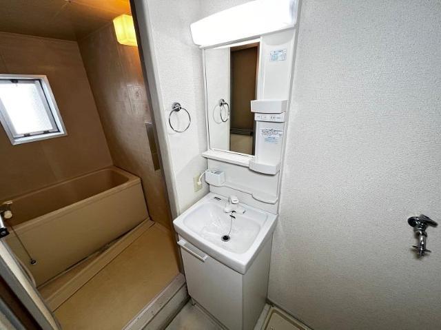 コートプレイス　Ｅａｓｔ　Ｗｅｓｔ 部屋画像