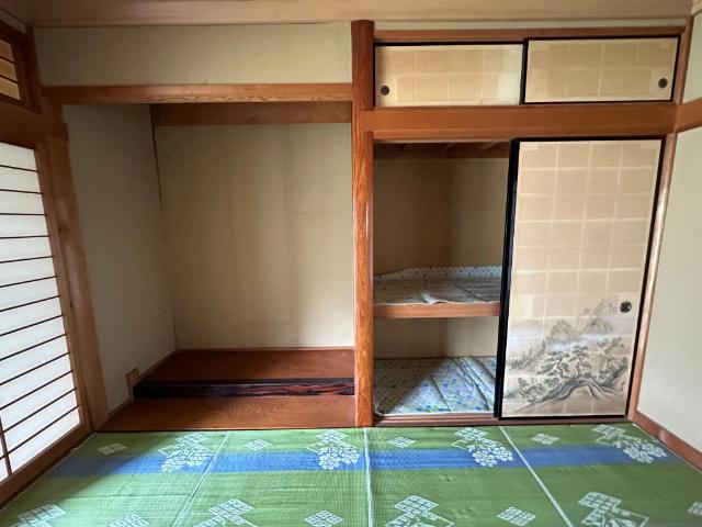西小田町貸家 部屋画像