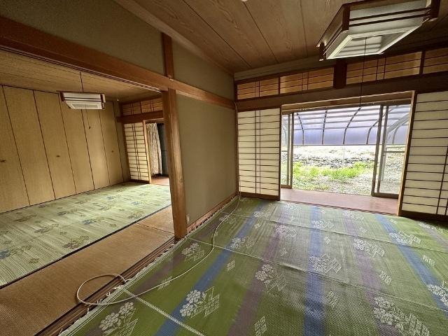 西小田町貸家 室内