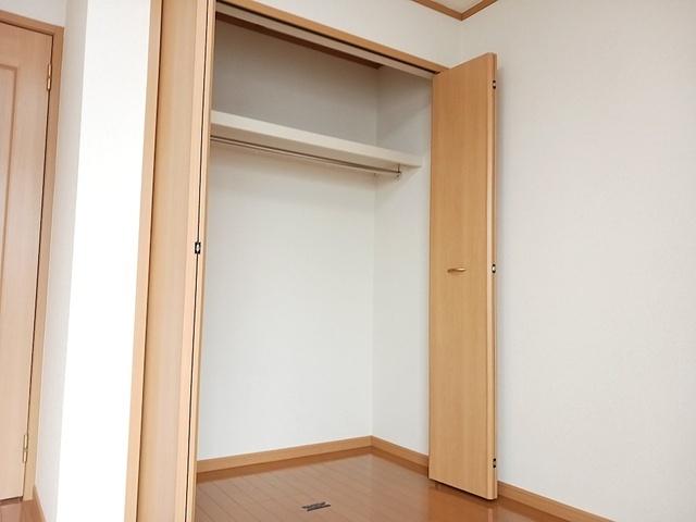 コデン（206） 収納