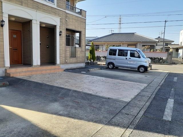 フローラルハイツⅠ（202） 駐車場