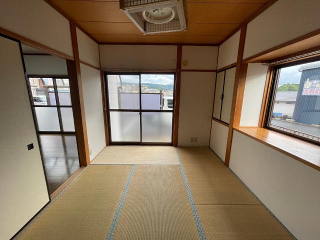 寺河戸町貸家south・side 部屋画像