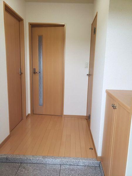アメニティハウス　 玄関