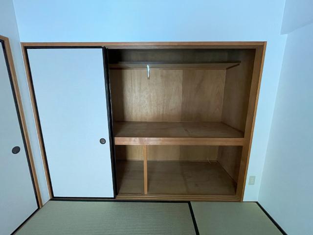 アンファミーユ西小路 収納