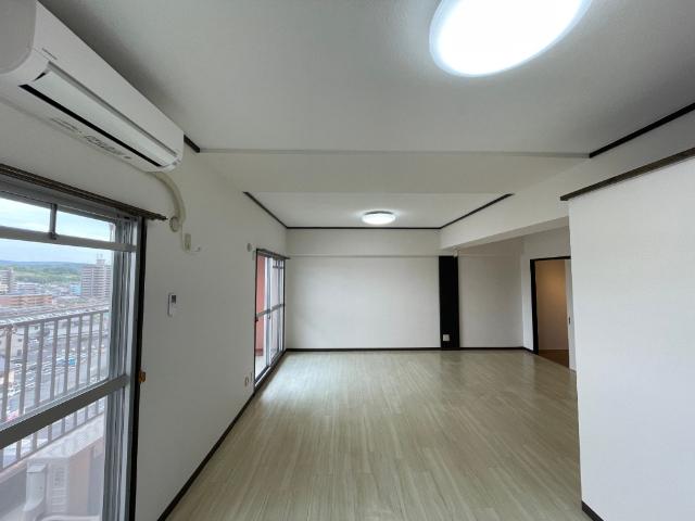 SUN HEIGHTS 部屋画像