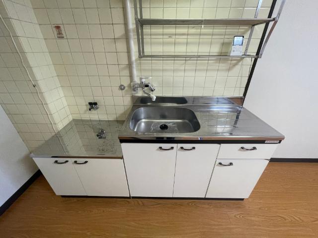 ファミール若松 キッチン
