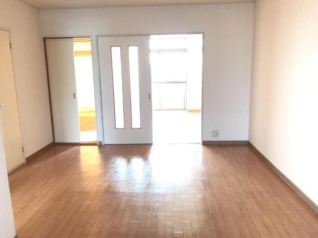 タウニーロイヤル 部屋画像