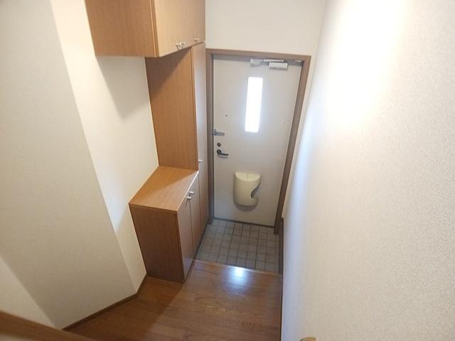 シャンティ北小田　А（202） 玄関