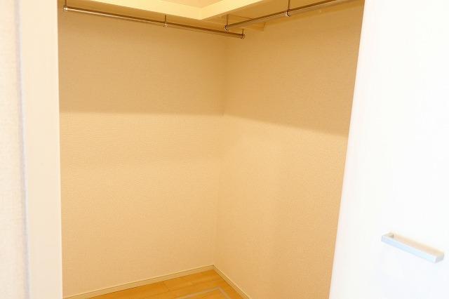 サンフォーリア（101） 収納