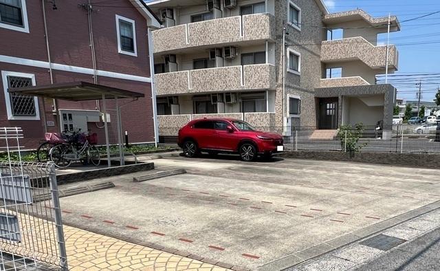 フローラルハイツⅢ（103） 駐車場