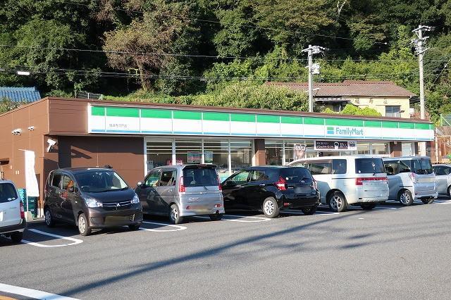 ファミリーマート：850m