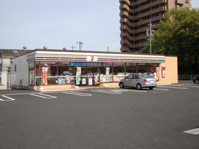 セブンイレブン春日井町店：457m