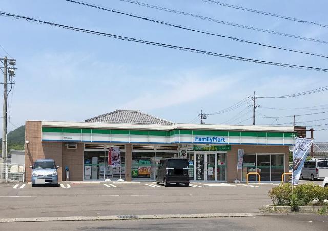 ファミリーマート可児柿田店：952m