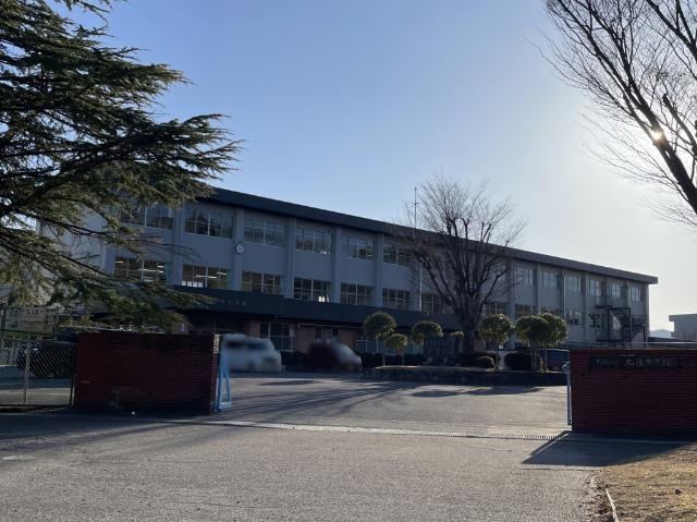 多治見市立北陵中学校：2194m