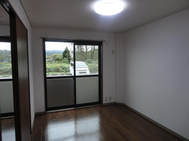 グリーンリバー 部屋画像