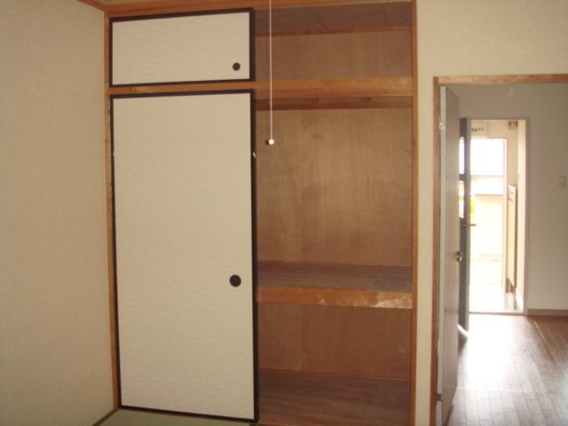 メゾンノーブル 収納