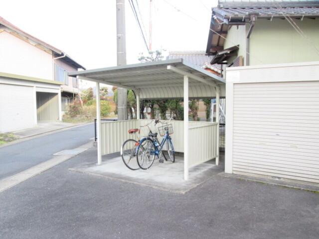 ラフィネ・小田（301） 共有部分