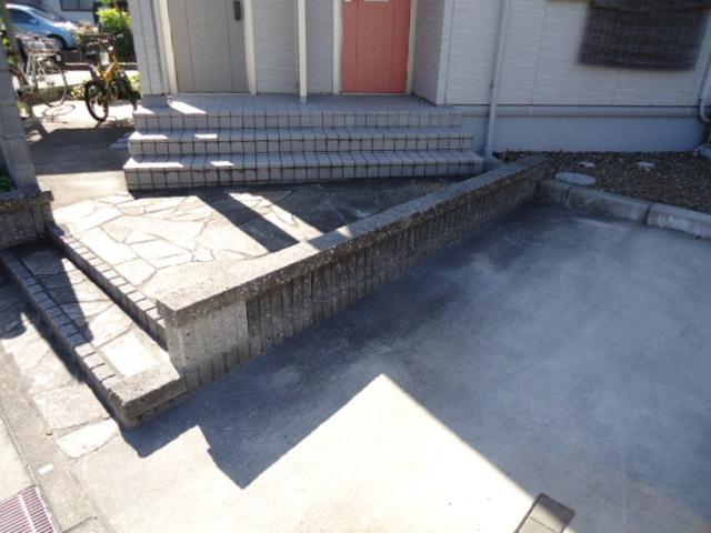 アンシャンテ（201） 駐車場