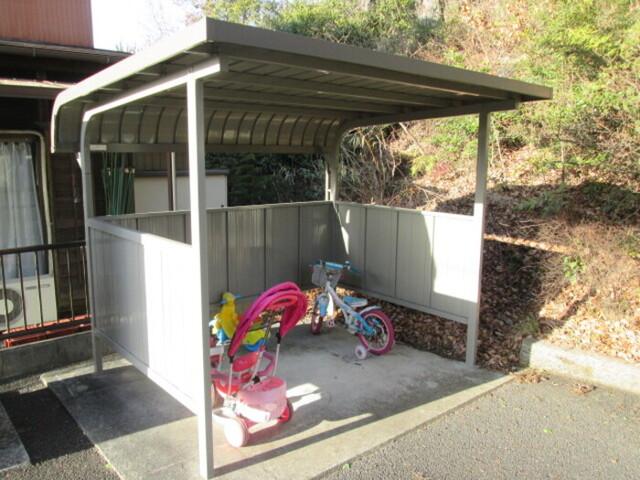 アモーレ　Ｂ（103） 駐車場