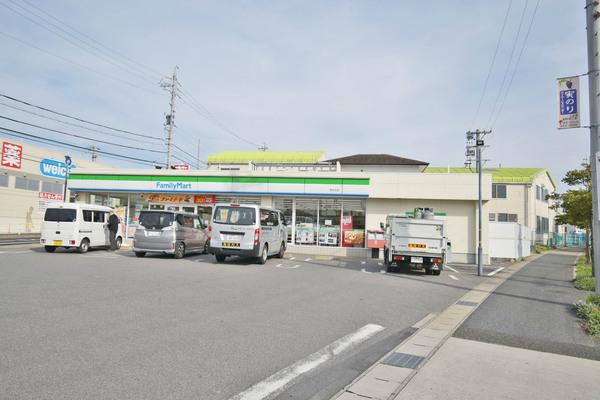 ファミリーマート