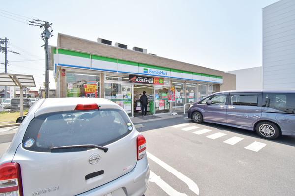 ファミリーM守山川村